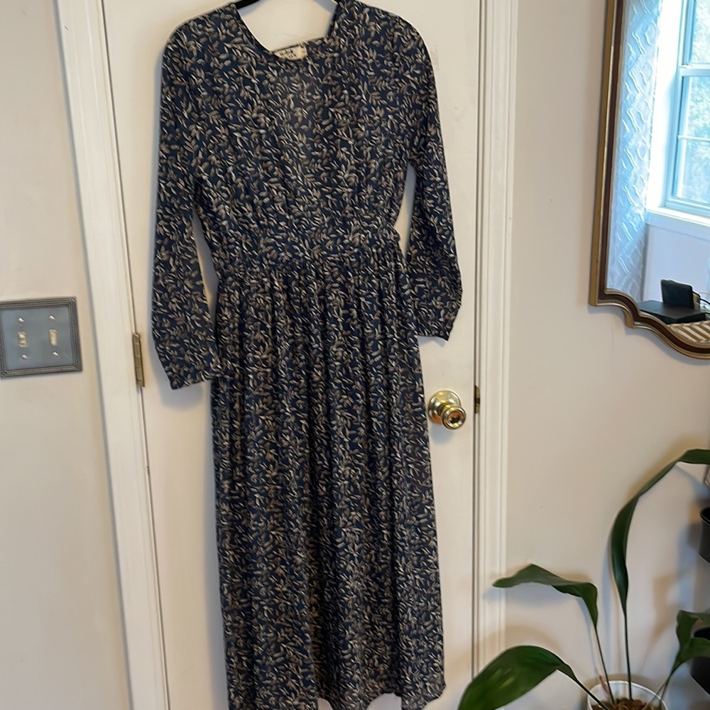 Holly Bracken printed midi dress